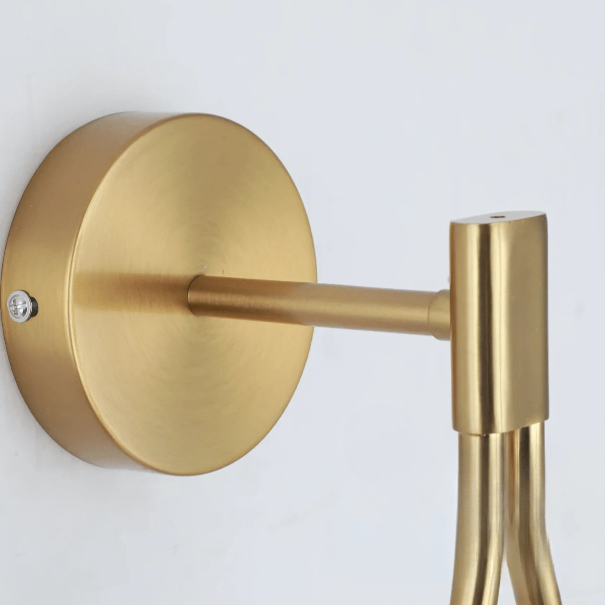 Teardrop Wall Lamp – Contemporary Droplet Light Fixture