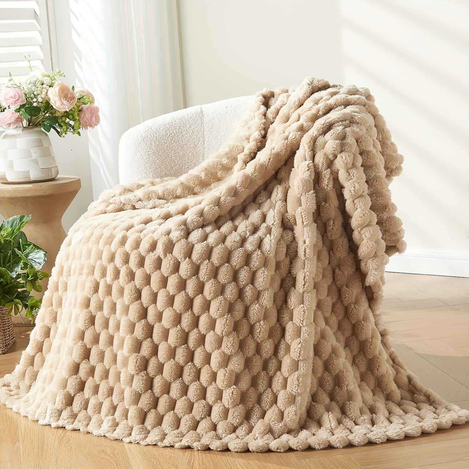 Soft Bubble Fleece Throw Blanket