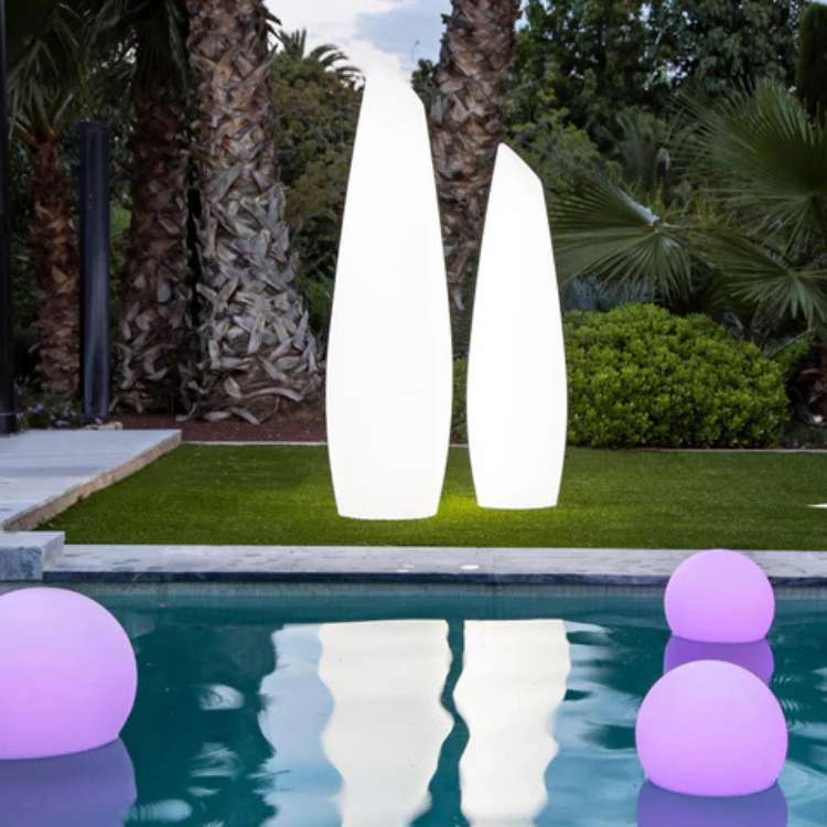 Outdoor Garden Sphere Lights – Round Diffused Glow Illumination