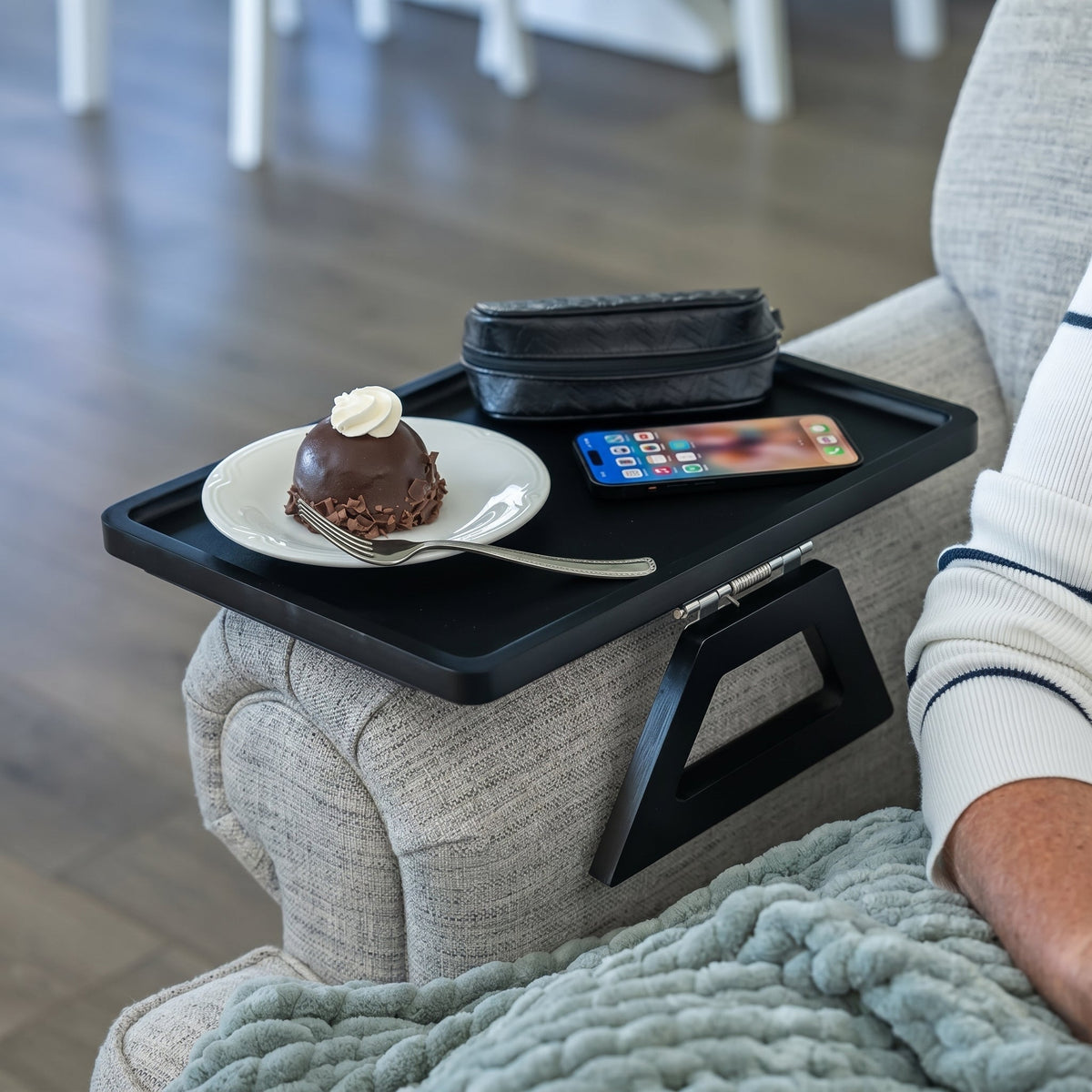 Foldable Stand Design Sofa Side Table with Armrest Tray
