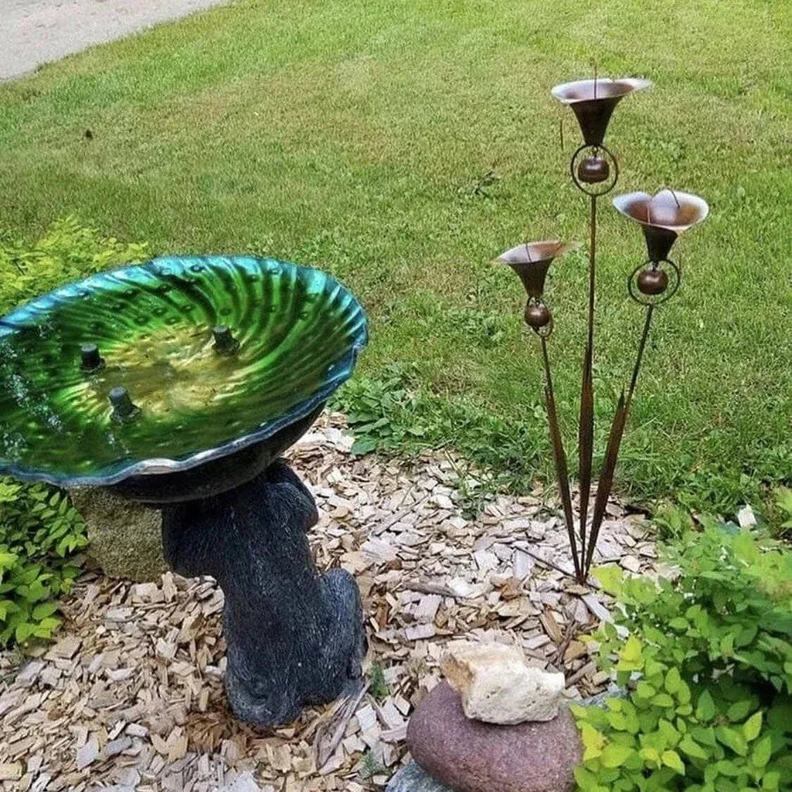 Triple Calla Lily Garden Stake with Bells in Copper Finish