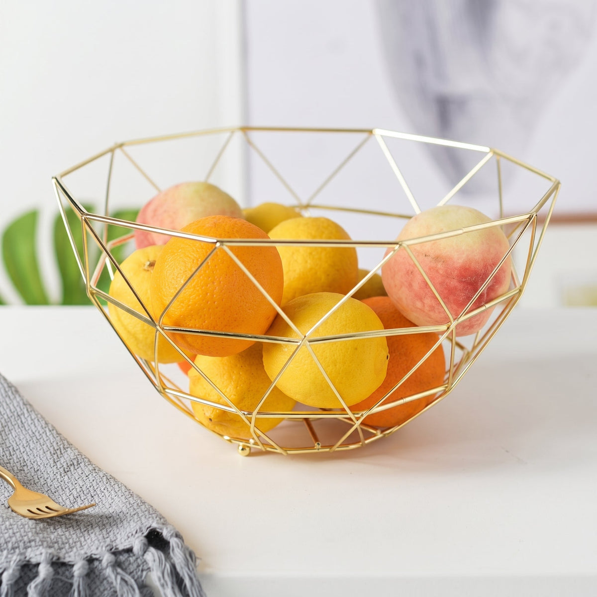 Modern Grid Design Fruit Bowl Made of Geometric Stainless Steel