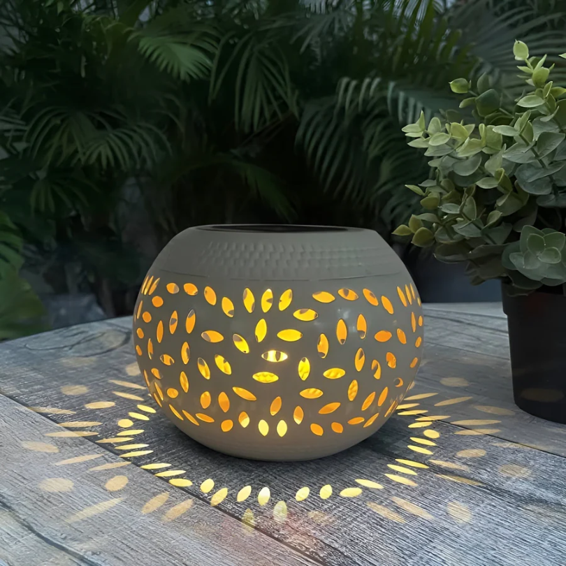 Decorative Outdoor Metal Lamp - Solar Garden Light
