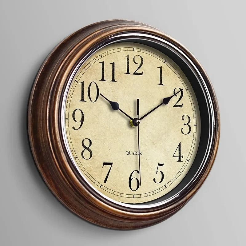 Silent Wall Clock in Vintage Design for Home Decor
