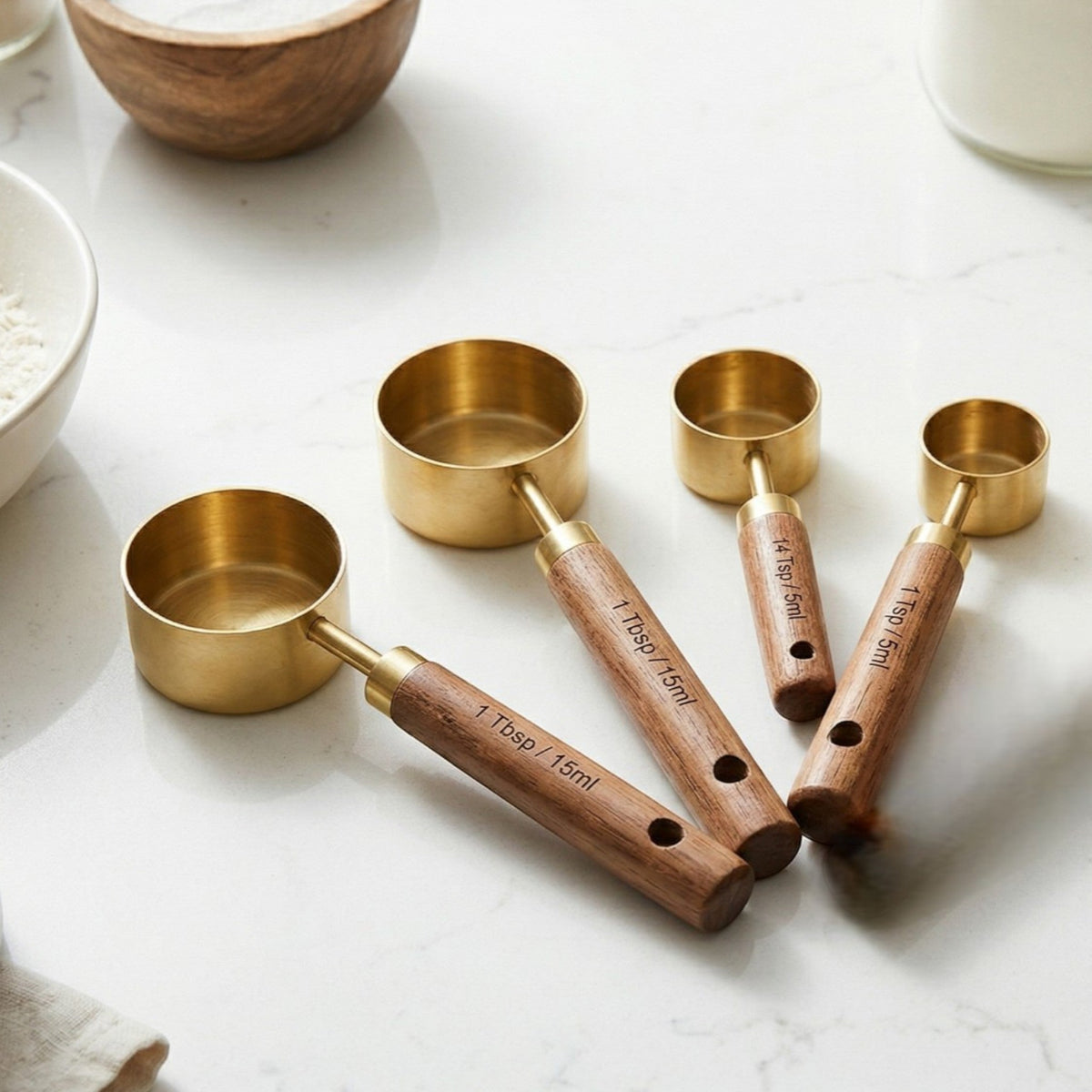Wooden Handle Measuring Spoon and Cup Set