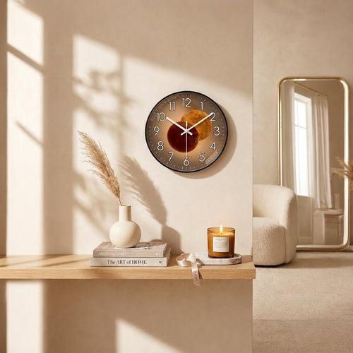 3D Ball Detail Round Wall Clock in Contemporary Style