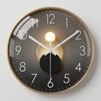 3D Ball Detail Round Wall Clock in Contemporary Style