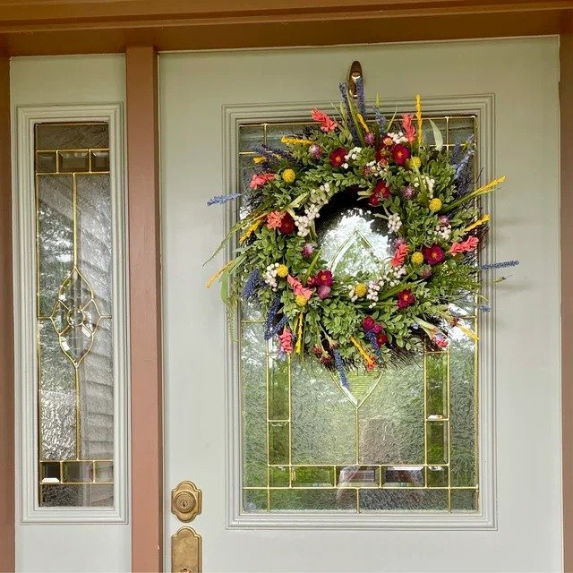 Vibrant Floral Wreath for Spring – Brighten Your Entryway Decor