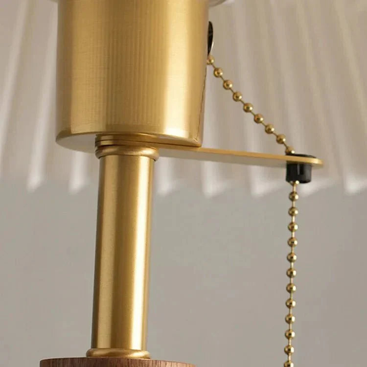 Classic Wood Desk Lamp