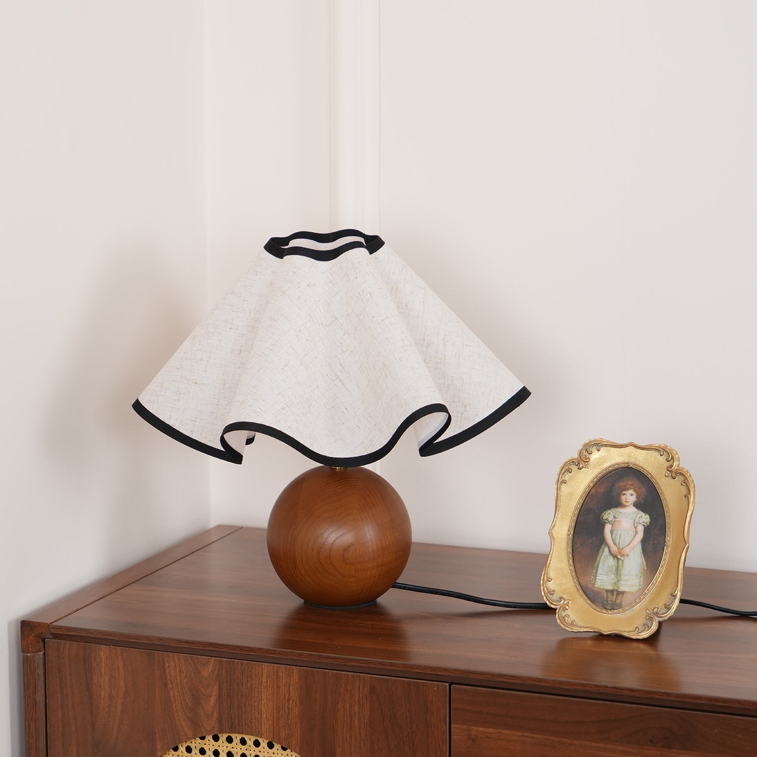 Stylish Table Lamp with Wave Shade Design