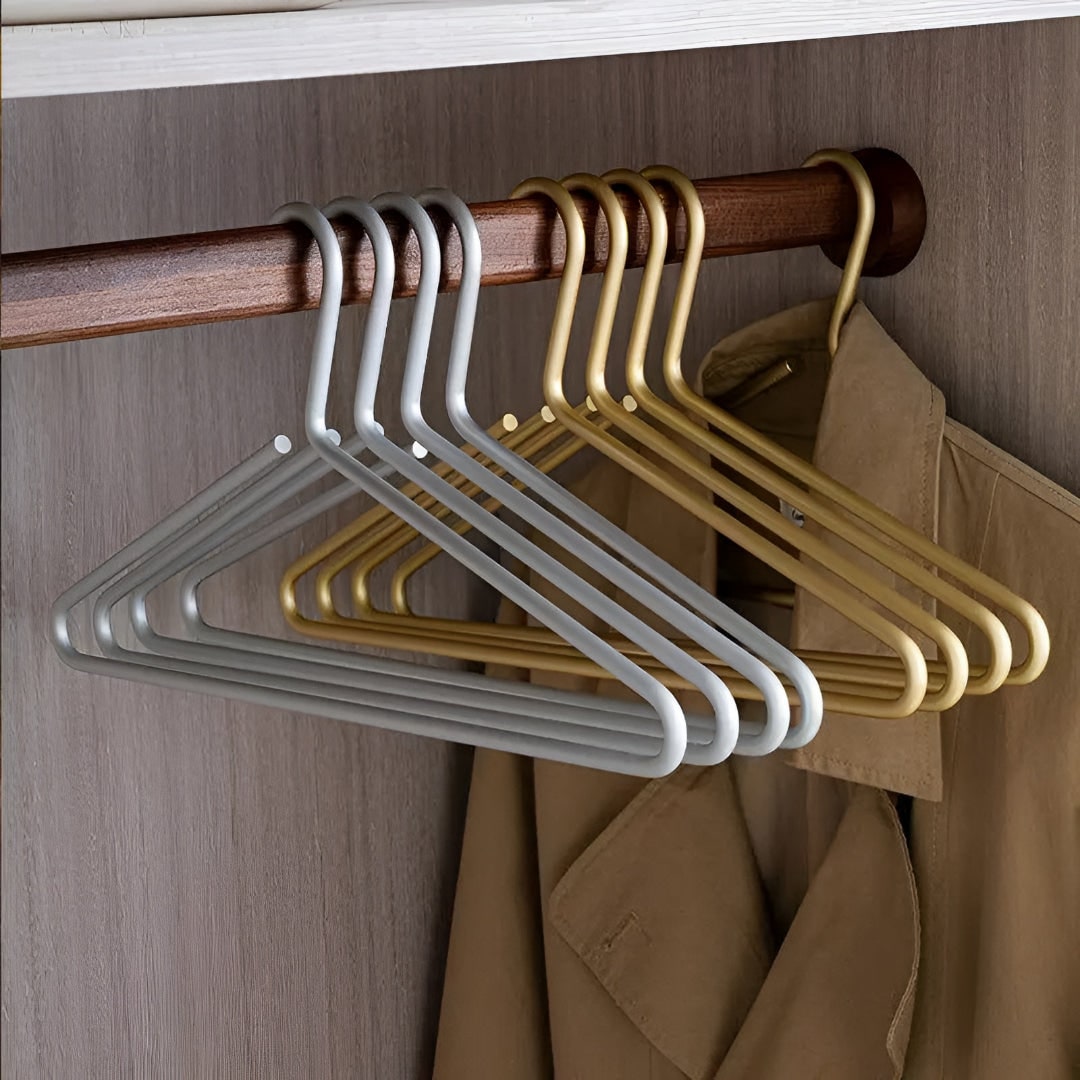 Heavy Duty Space-Saving Clothing Hangers Set for Women
